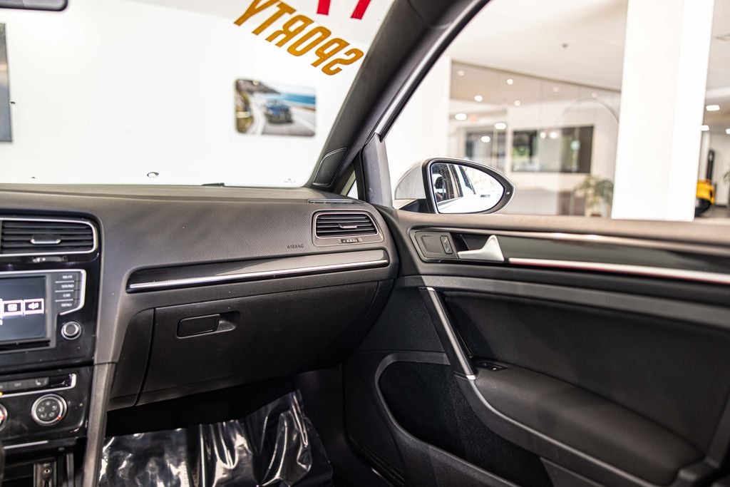 2017 Volkswagen Golf GTI S