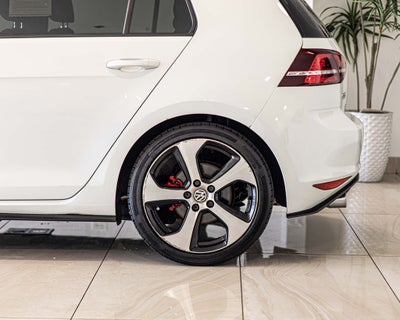 2017 Volkswagen Golf GTI S