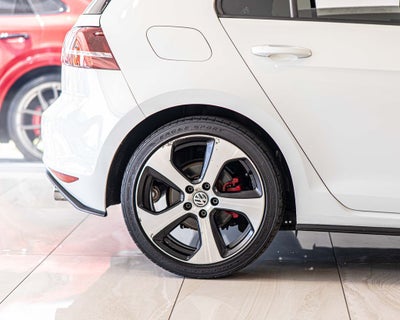 2017 Volkswagen Golf GTI S
