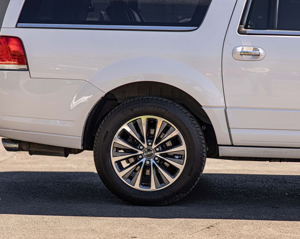 2017 Lincoln Navigator L Select