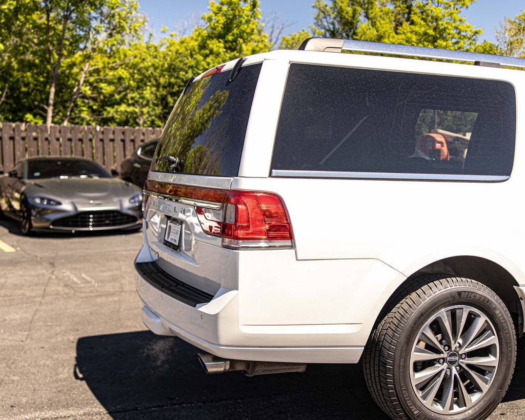 2017 Lincoln Navigator L Select