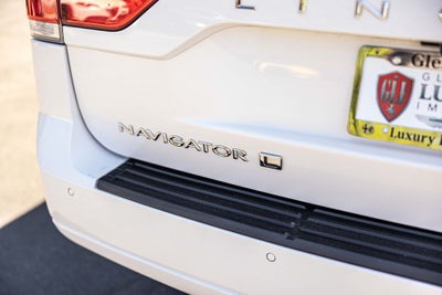 2017 Lincoln Navigator L Select