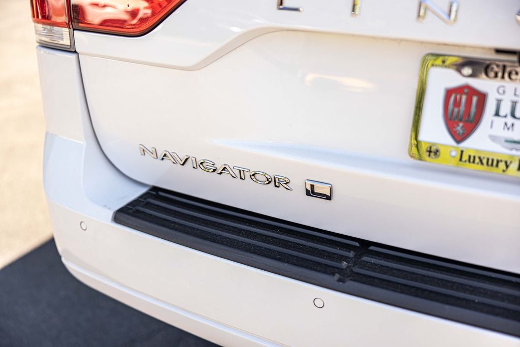 2017 Lincoln Navigator L Select