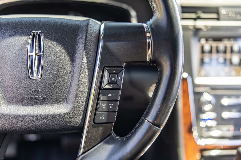 2017 Lincoln Navigator L Select