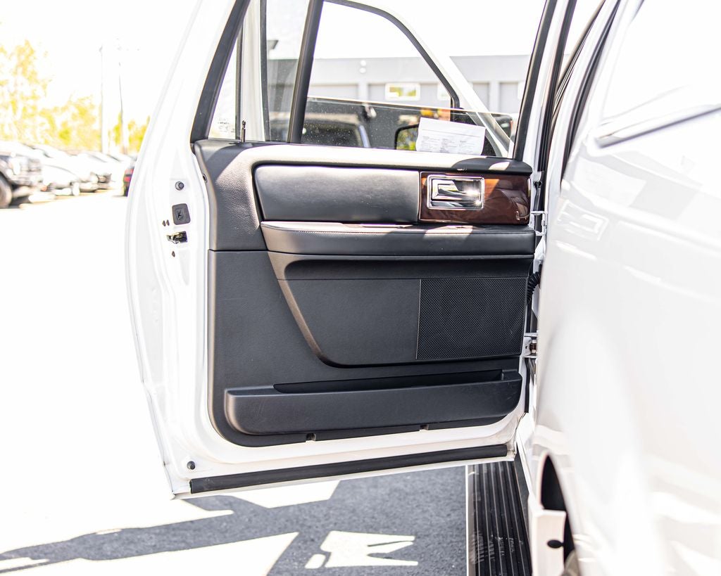 2017 Lincoln Navigator L Select