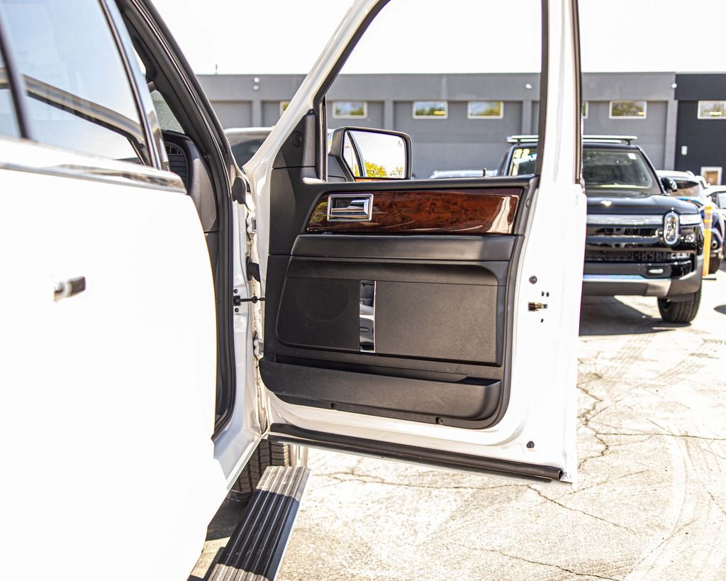 2017 Lincoln Navigator L Select