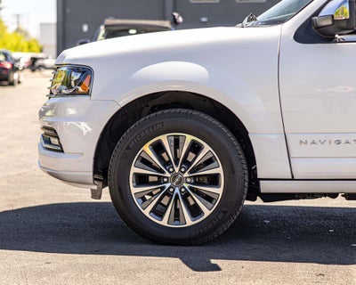2017 Lincoln Navigator L Select