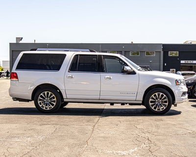 2017 Lincoln Navigator L Select