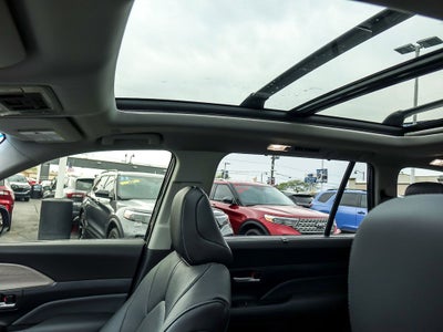 2026 Toyota Grand Highlander Hybrid Base