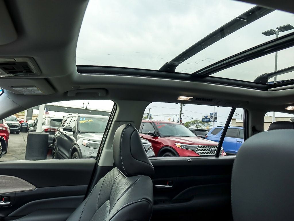 2026 Toyota Grand Highlander Hybrid Base
