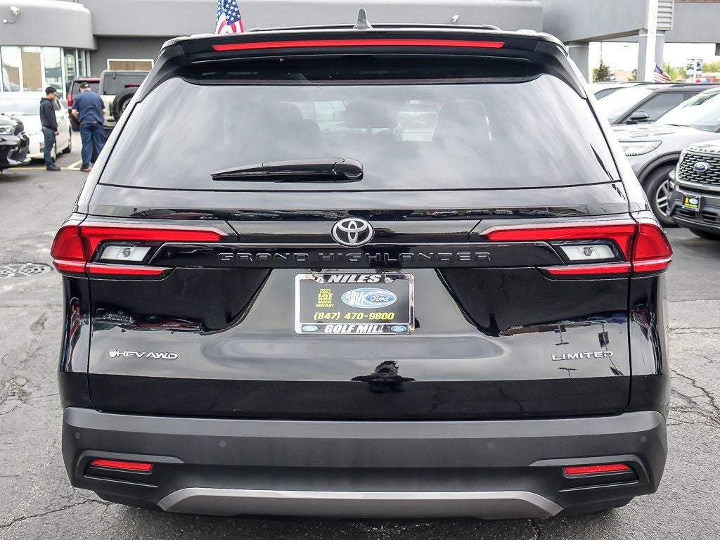 2026 Toyota Grand Highlander Hybrid Base