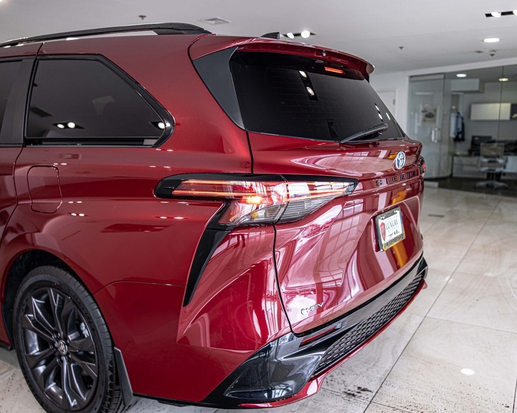 2025 Toyota Sienna XSE