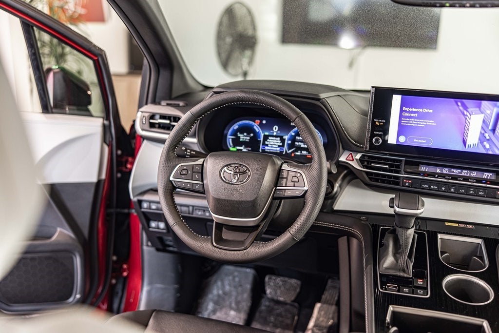 2025 Toyota Sienna XSE