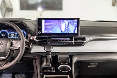2025 Toyota Sienna XSE