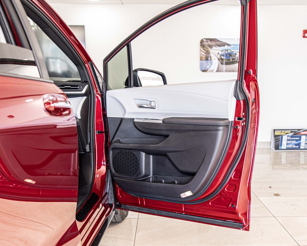 2025 Toyota Sienna XSE