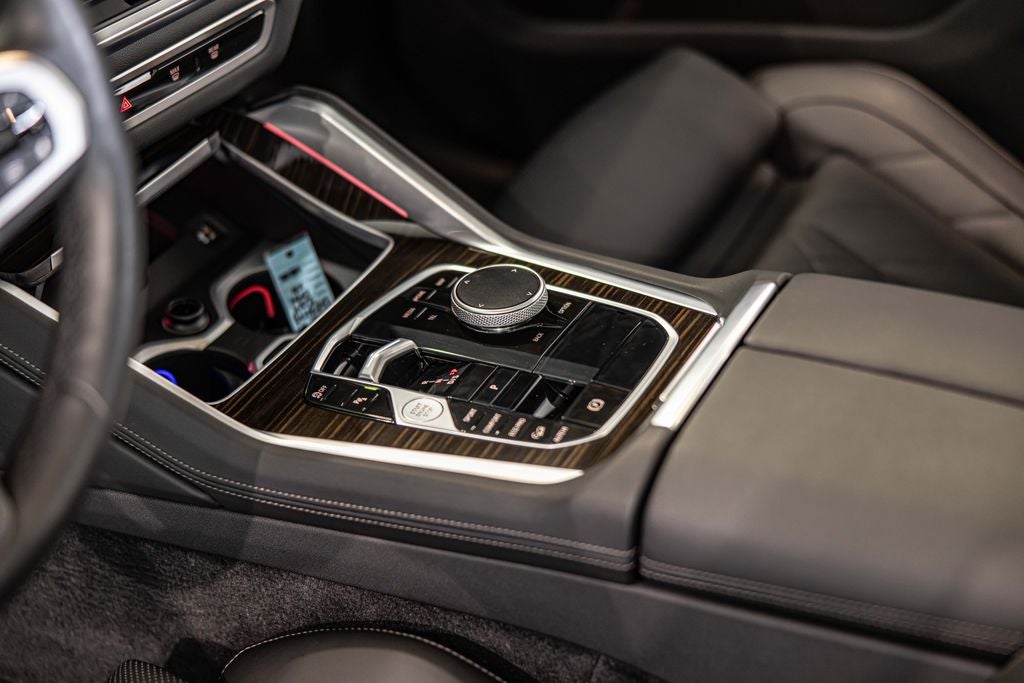 2024 BMW X6 xDrive40i