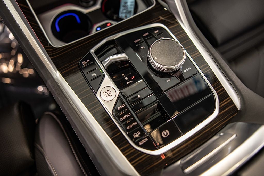 2024 BMW X6 xDrive40i