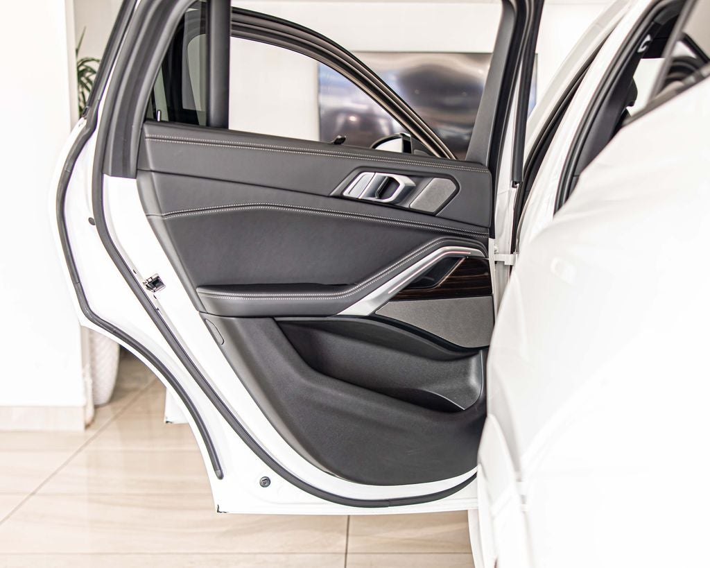 2024 BMW X6 xDrive40i