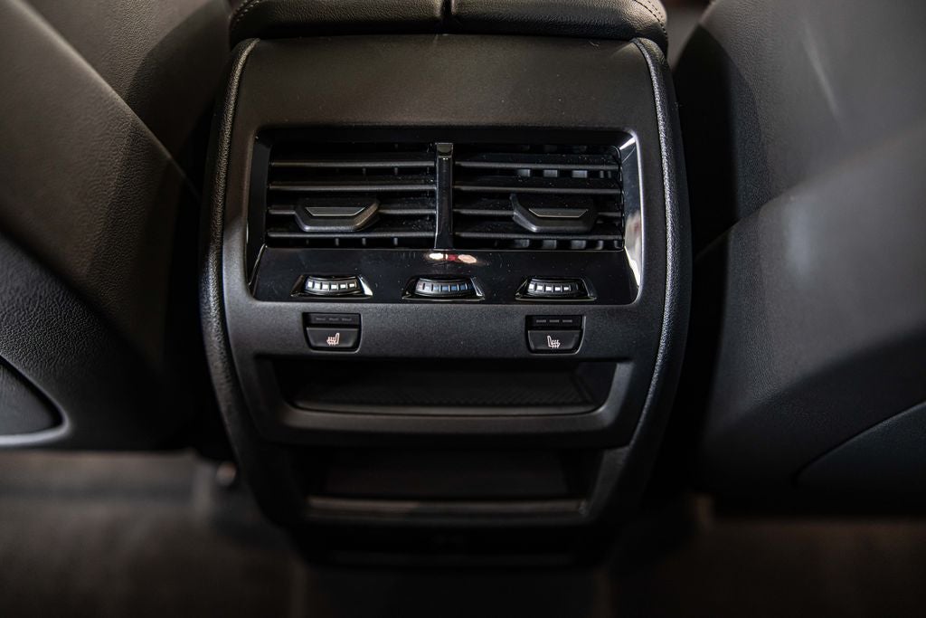 2024 BMW X6 xDrive40i