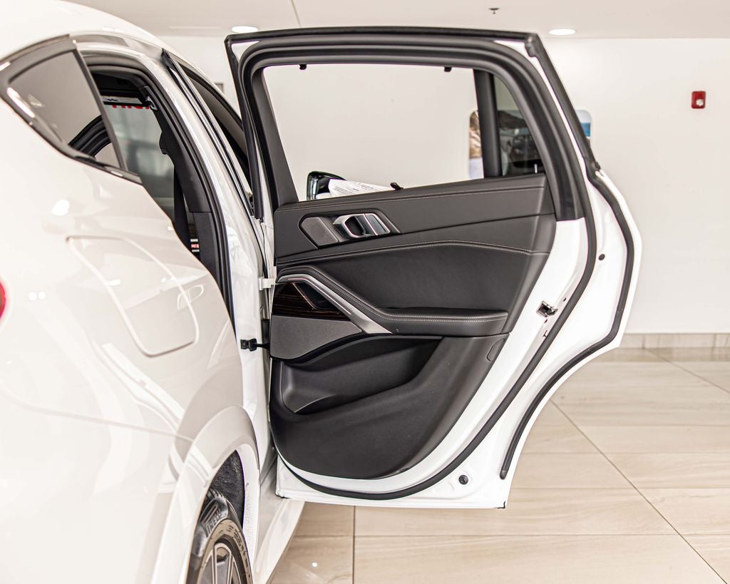 2024 BMW X6 xDrive40i