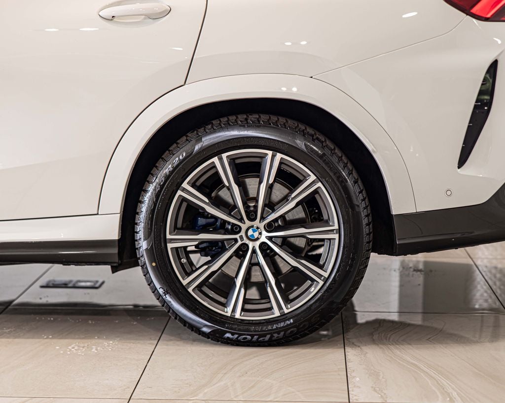 2024 BMW X6 xDrive40i