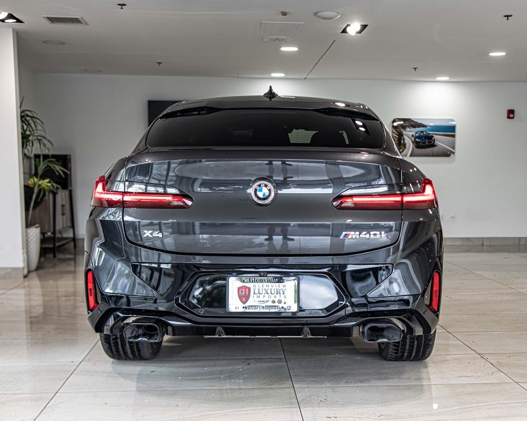 2023 BMW X4 M40i