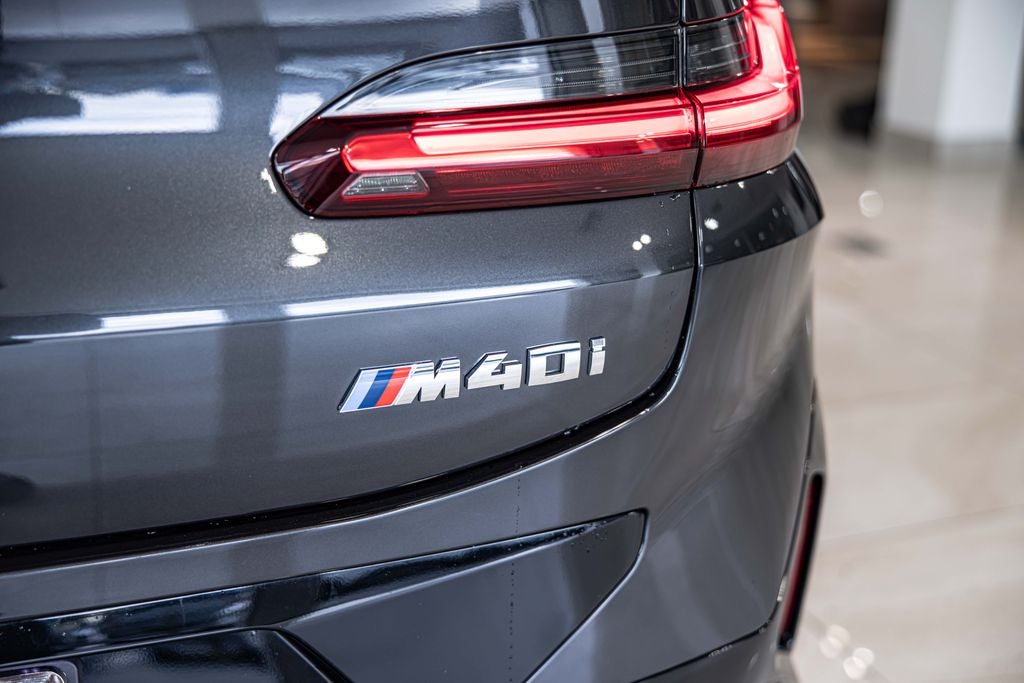 2023 BMW X4 M40i
