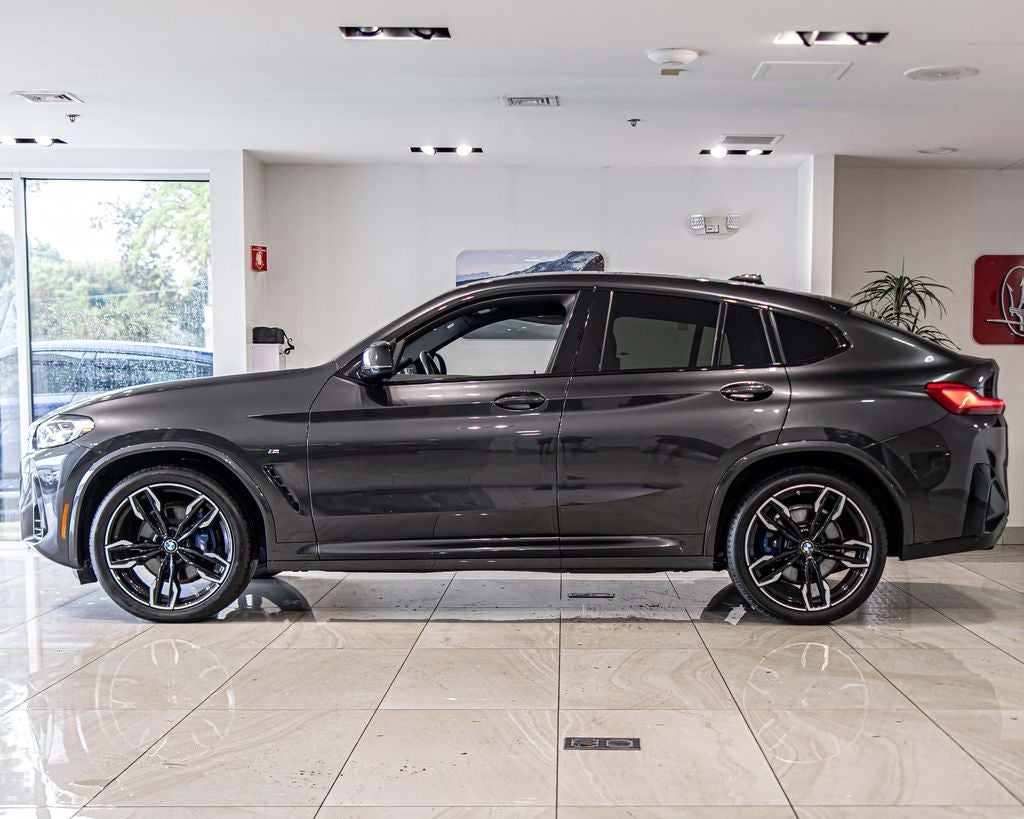 2023 BMW X4 M40i