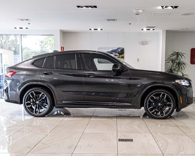 2023 BMW X4 M40i