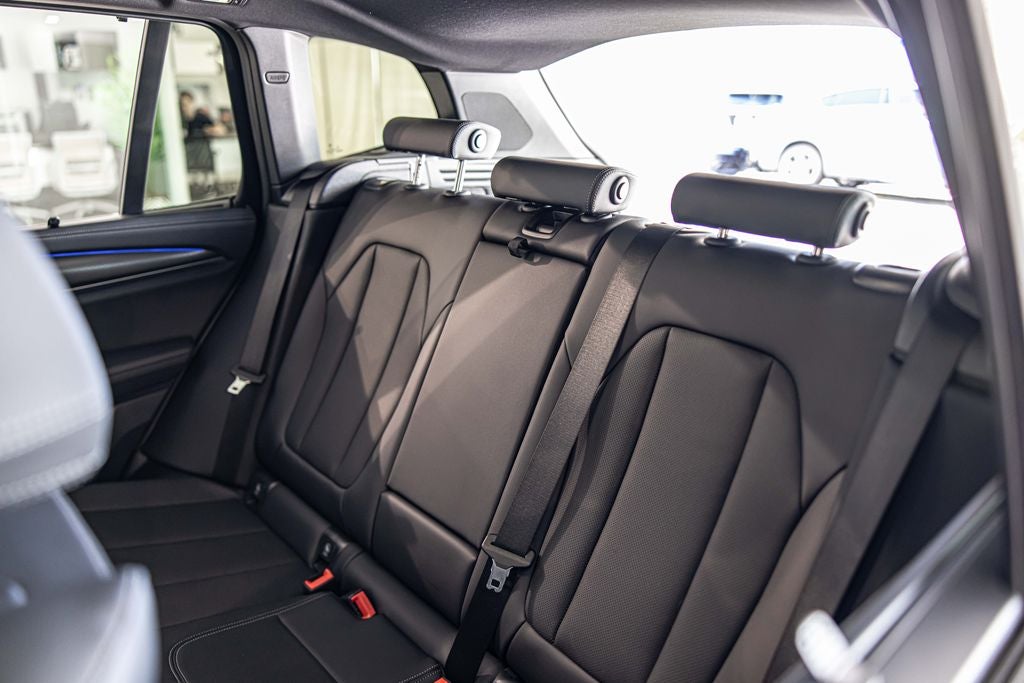 2024 BMW X3 M40i