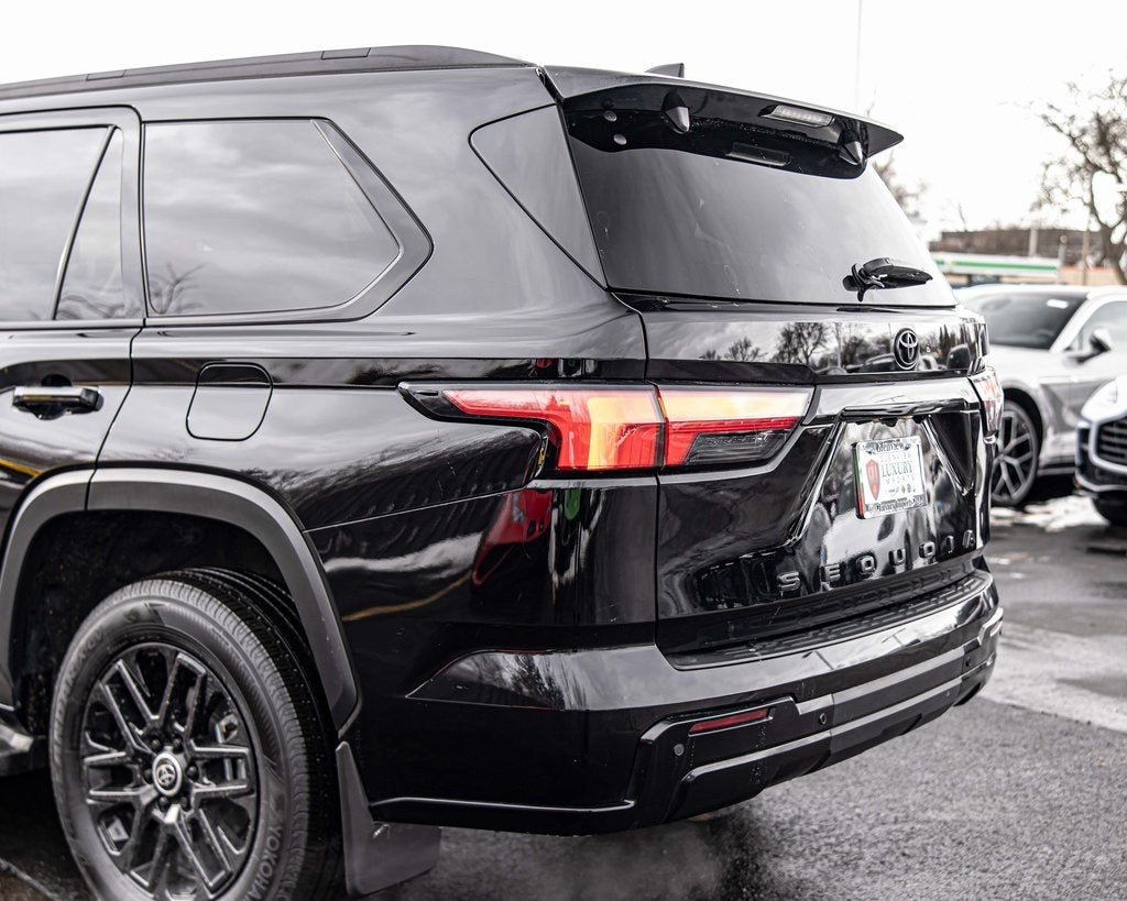 2024 Toyota Sequoia Platinum