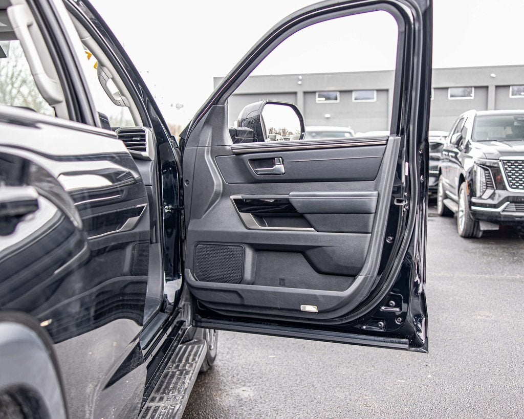 2024 Toyota Sequoia Platinum