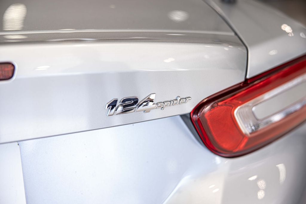 2018 FIAT 124 Spider Lusso