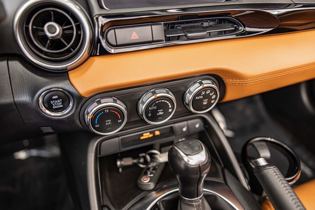 2018 FIAT 124 Spider Lusso