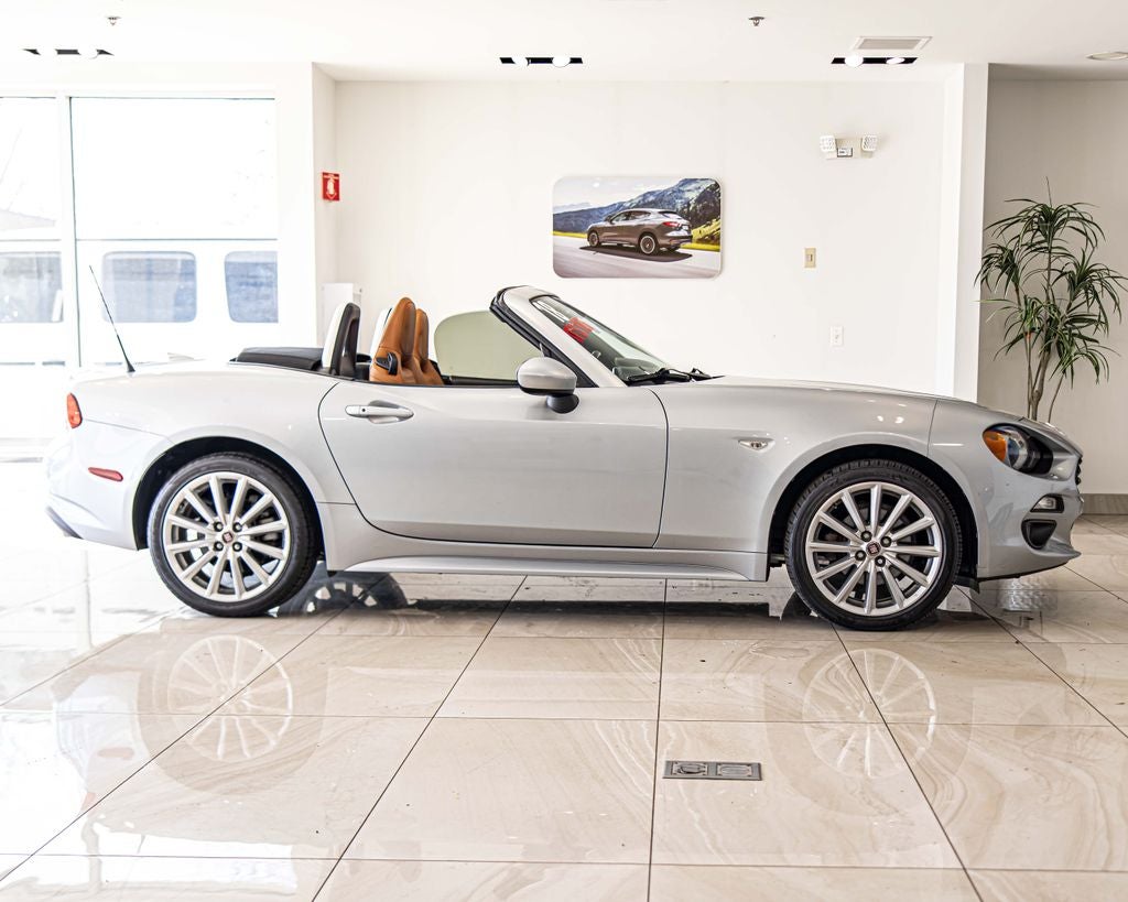 2018 FIAT 124 Spider Lusso