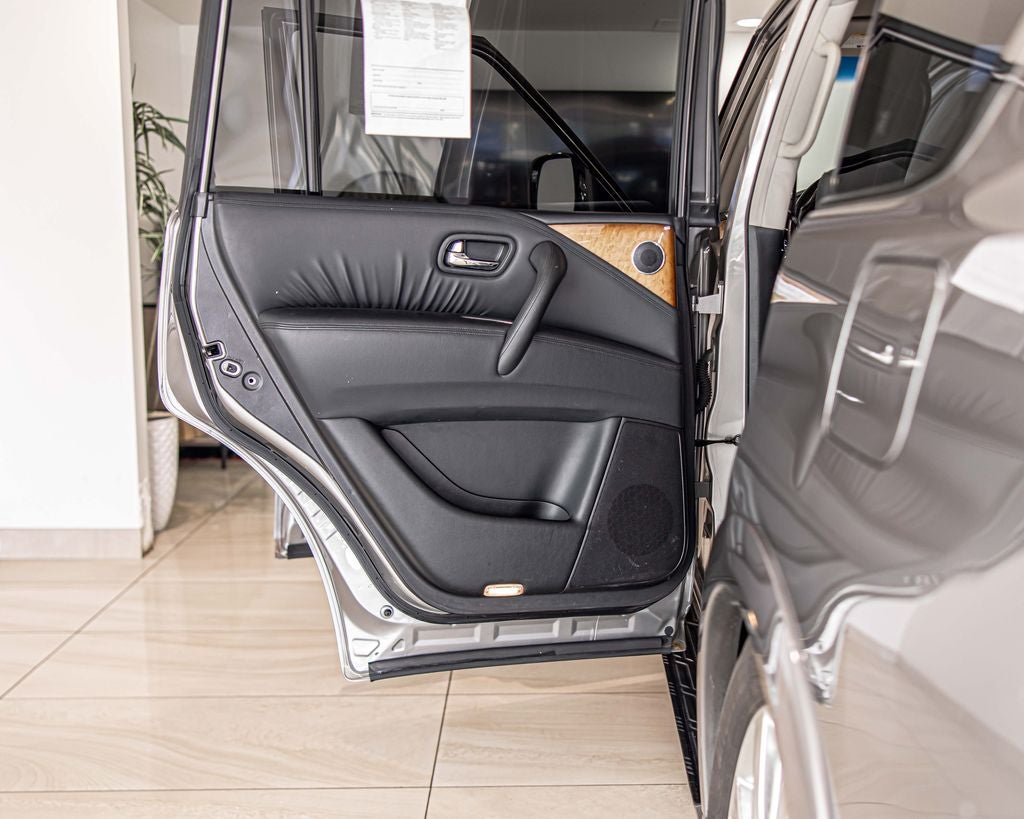 2012 INFINITI QX56 Base