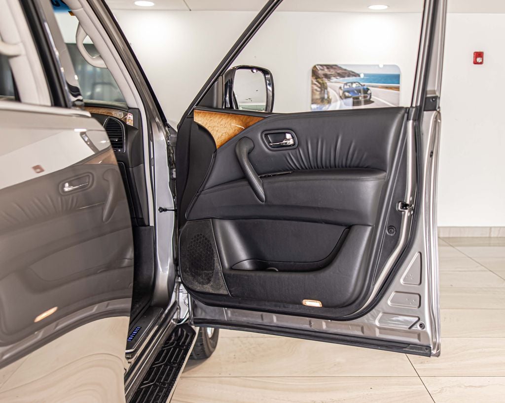 2012 INFINITI QX56 Base