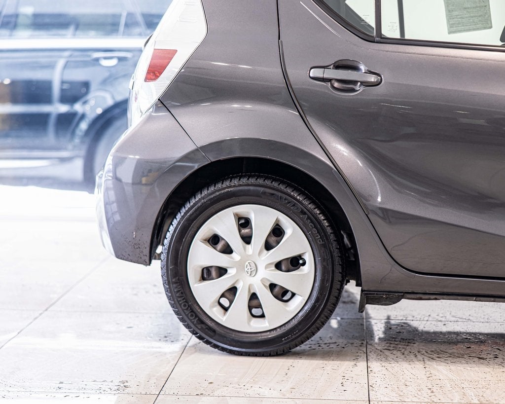 2014 Toyota Prius c Two