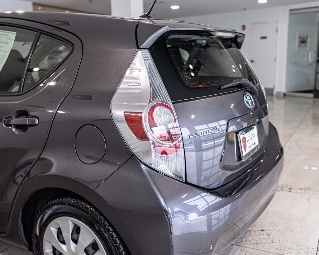 2014 Toyota Prius c Two