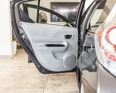 2014 Toyota Prius c Two