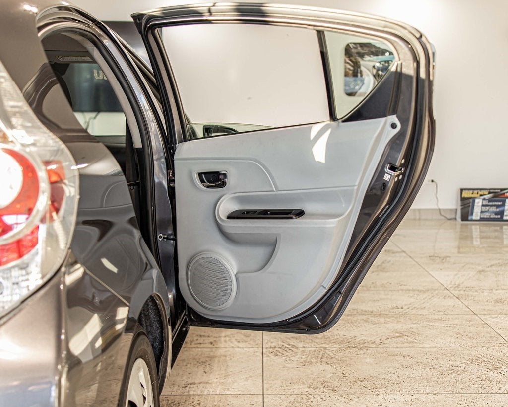 2014 Toyota Prius c Two