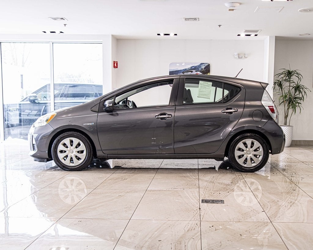 2014 Toyota Prius c Two