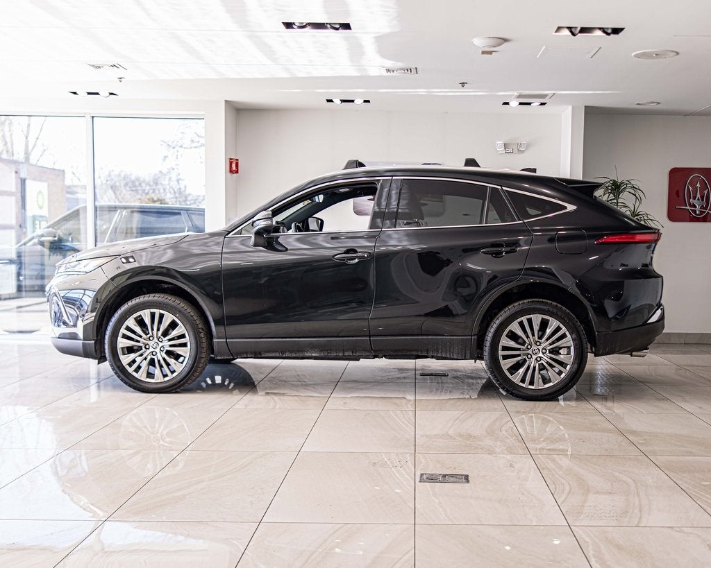 2022 Toyota Venza XLE