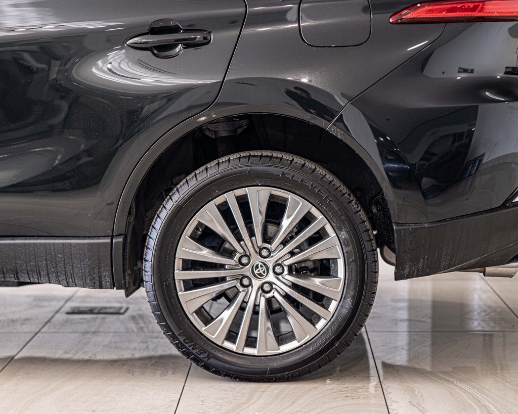 2022 Toyota Venza XLE