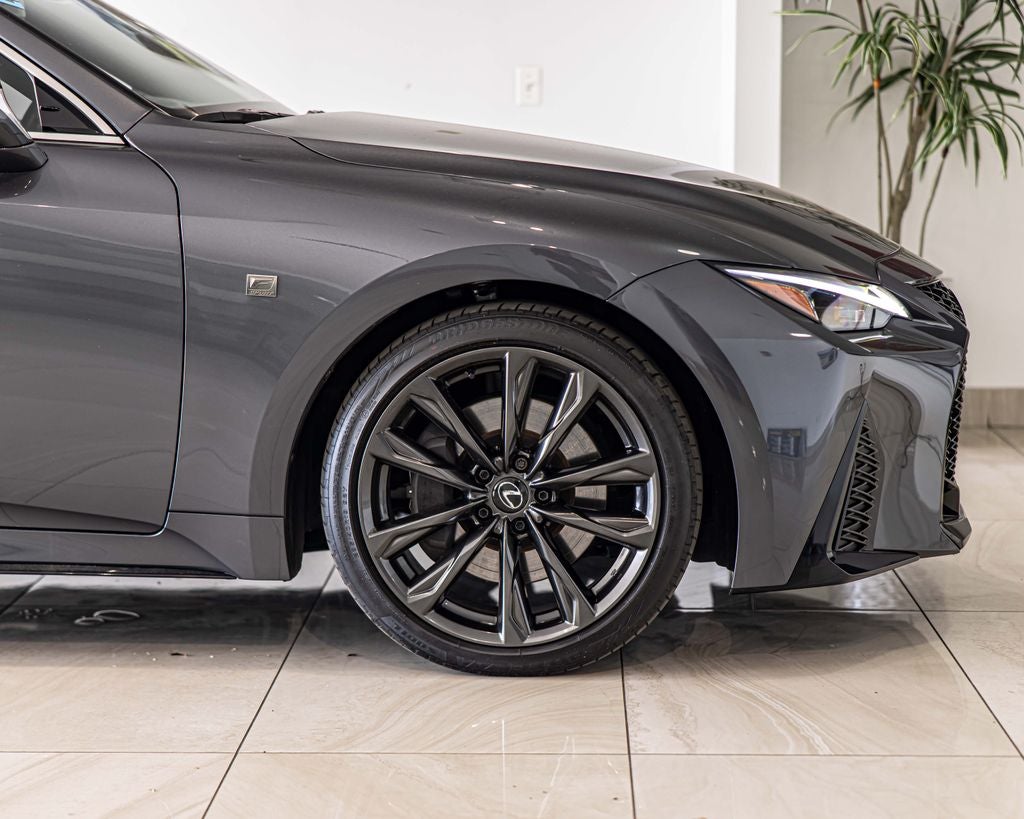 2025 Lexus IS 350 F SPORT Design