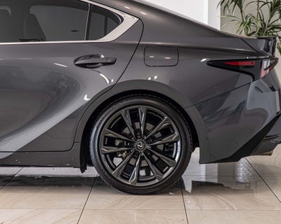 2025 Lexus IS 350 F SPORT Design