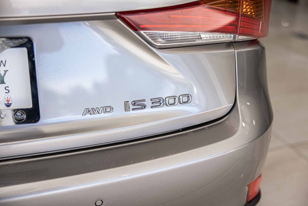 2017 Lexus IS 300
