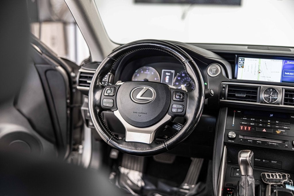 2017 Lexus IS 300