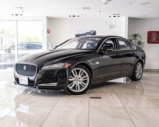 2017 Jaguar XF 35t Prestige