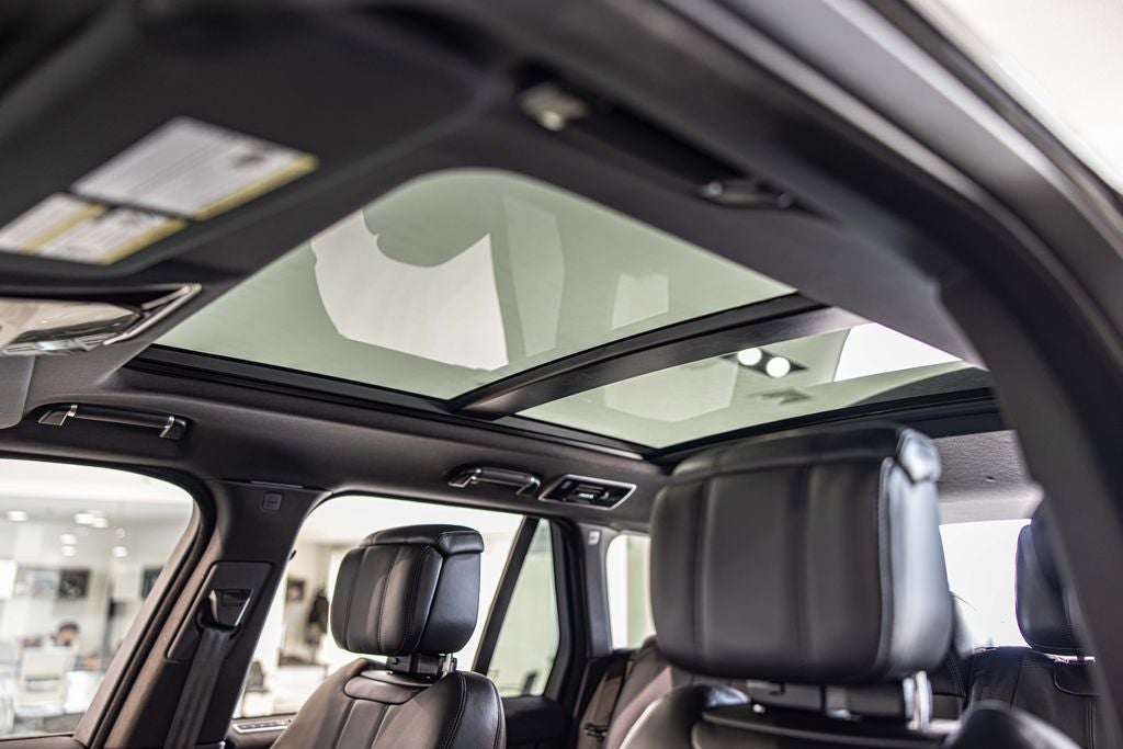 2022 Land Rover Range Rover Westminster